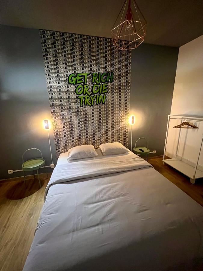 Capsule Casino - Jacuzzi - Billard - Netflix - Console & Jeux Apartment Mons Ngoại thất bức ảnh