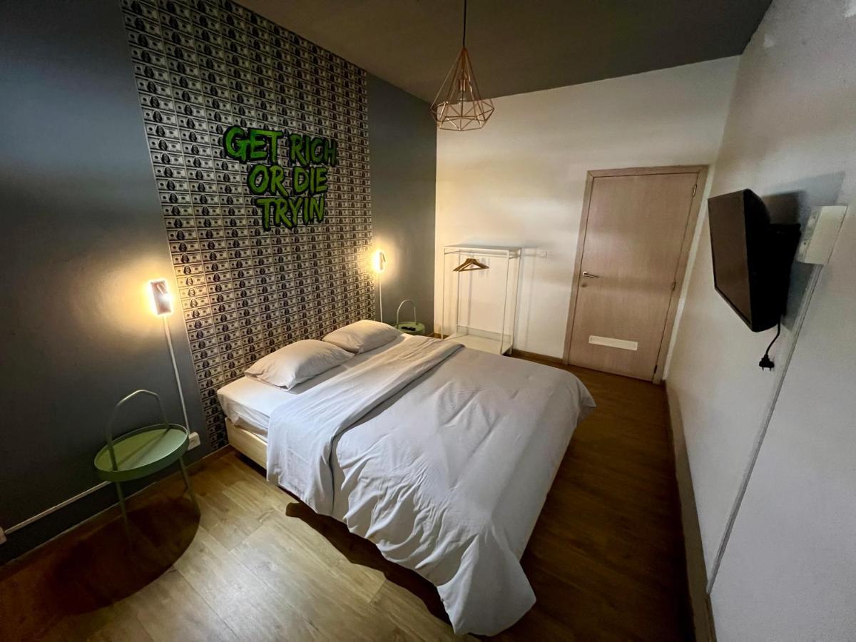 Capsule Casino - Jacuzzi - Billard - Netflix - Console & Jeux Apartment Mons Ngoại thất bức ảnh