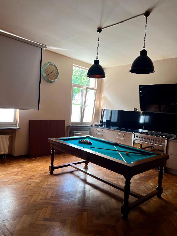 Capsule Casino - Jacuzzi - Billard - Netflix - Console & Jeux Apartment Mons Ngoại thất bức ảnh
