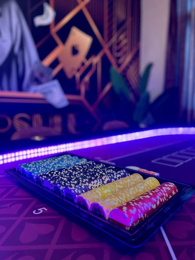 Capsule Casino - Jacuzzi - Billard - Netflix - Console & Jeux Apartment Mons Ngoại thất bức ảnh