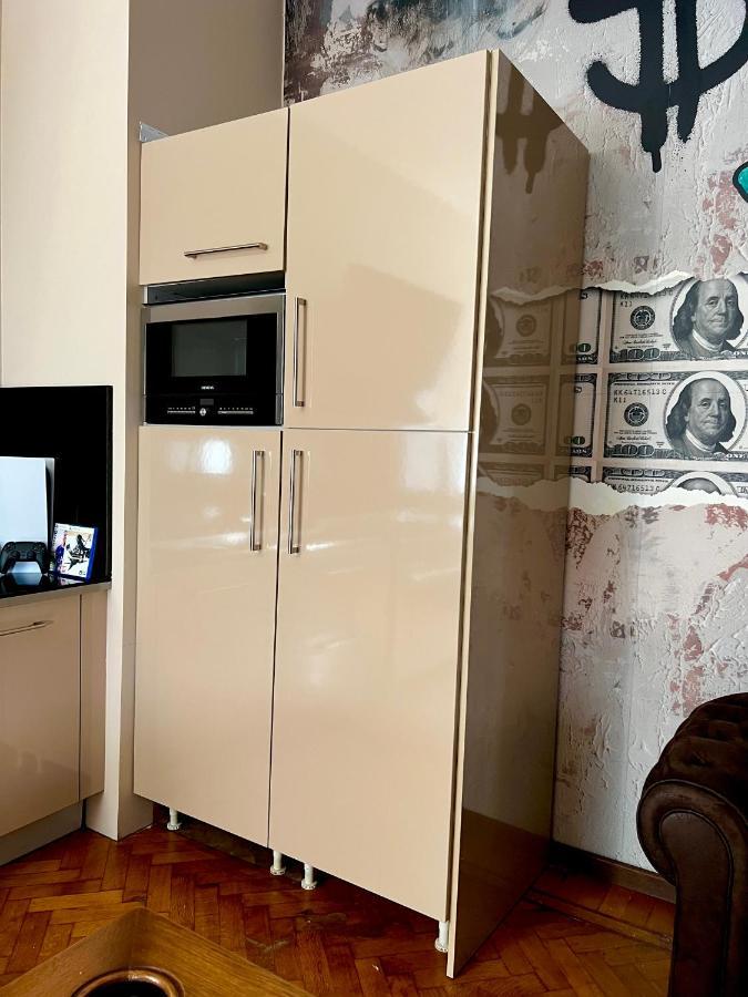 Capsule Casino - Jacuzzi - Billard - Netflix - Console & Jeux Apartment Mons Ngoại thất bức ảnh