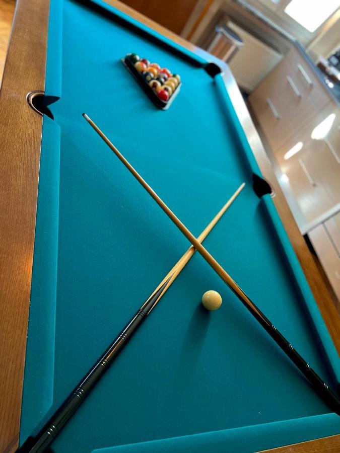 Capsule Casino - Jacuzzi - Billard - Netflix - Console & Jeux Apartment Mons Ngoại thất bức ảnh